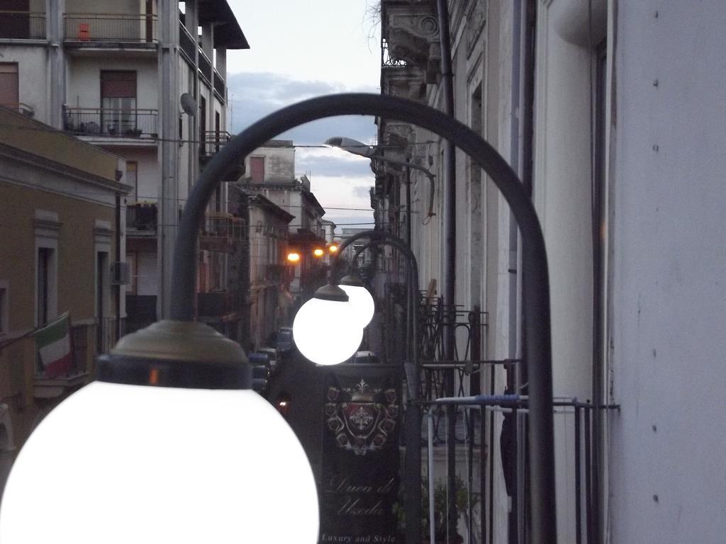 Duca Di Uzeda Bed And Breakfast CTA Exterior foto